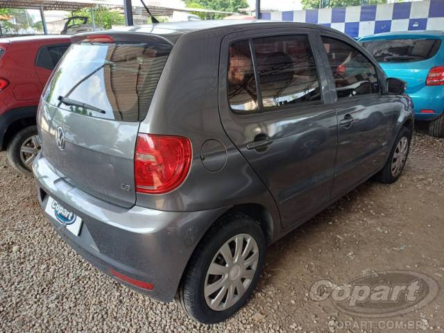 2011 VOLKSWAGEN FOX 