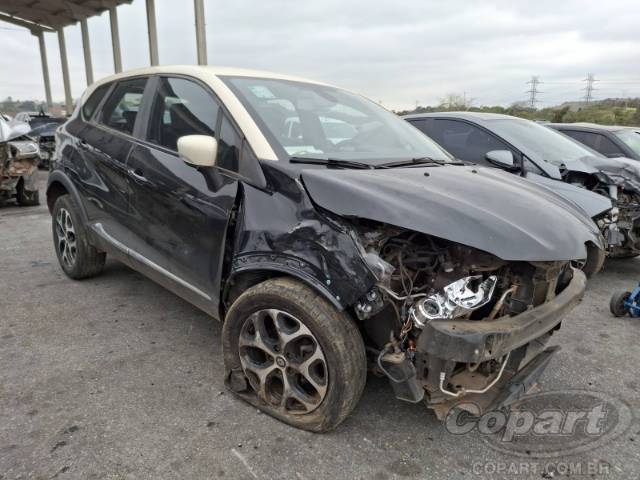 2019 RENAULT CAPTUR 
