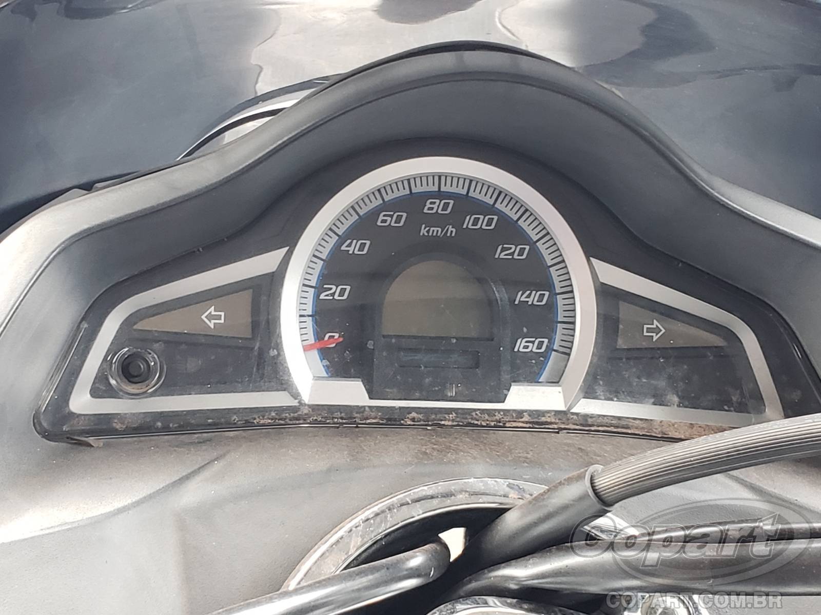 Foto 8 de 13: 2016 HONDA PCX