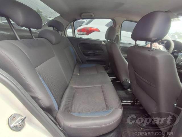 2017 VOLKSWAGEN VOYAGE 