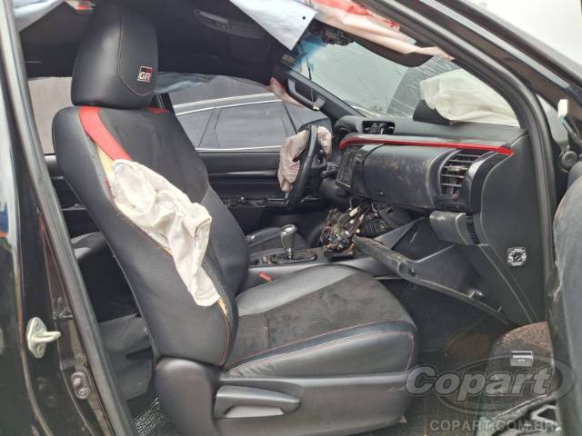 2022 TOYOTA HILUX CD 