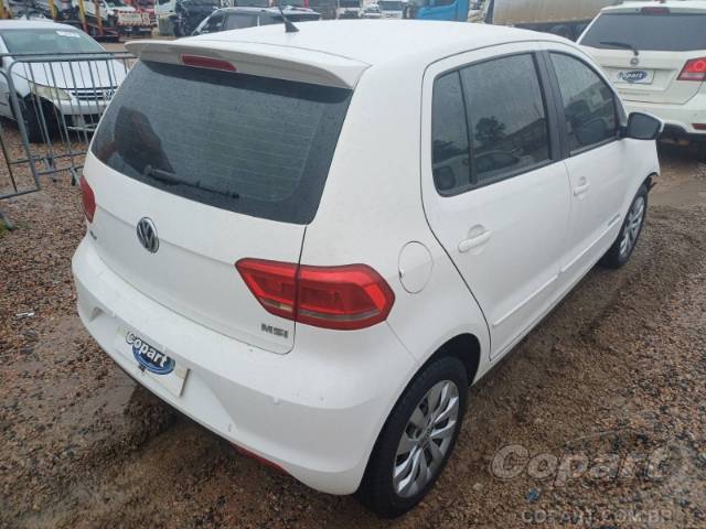 2015 VOLKSWAGEN FOX 
