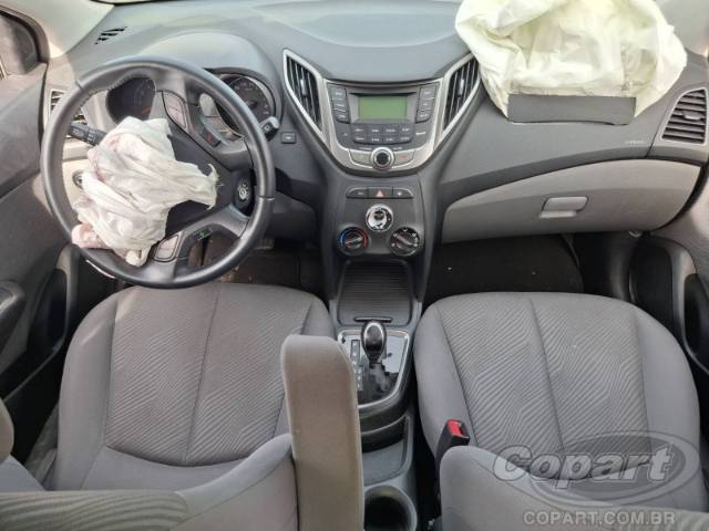2015 HYUNDAI HB20 