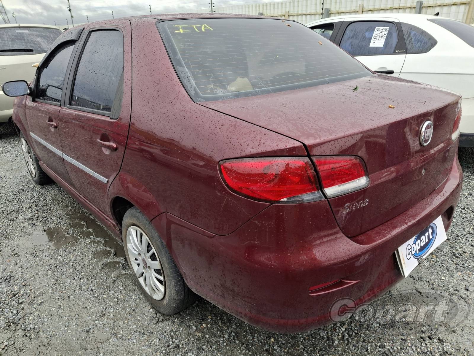 Foto 3: 2010 FIAT SIENA