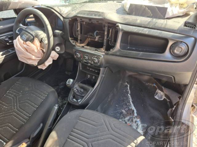 2025 FIAT STRADA 