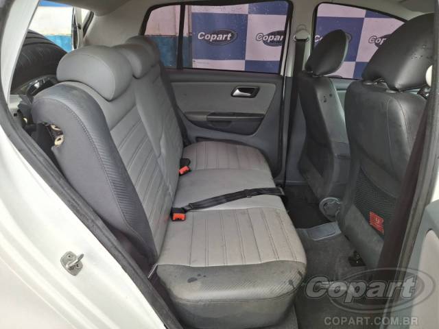 2016 VOLKSWAGEN FOX 