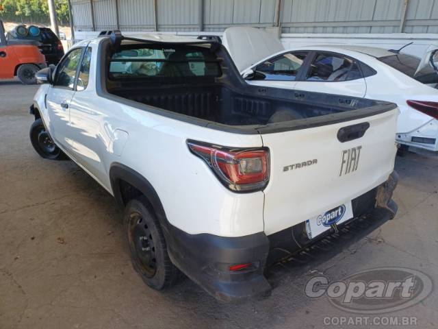 2025 FIAT STRADA 