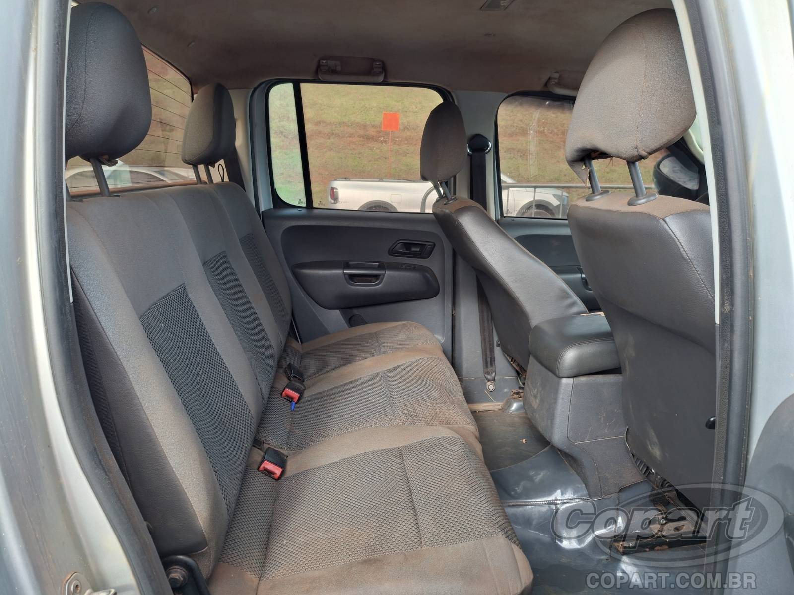 2013 VOLKSWAGEN AMAROK — foto 6 de 11