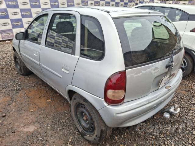 2002 CHEVROLET CORSA 