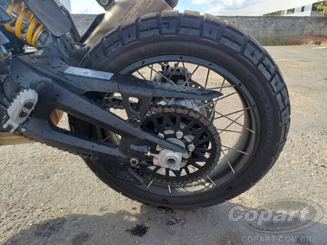 2024 DUCATI DESERTX 