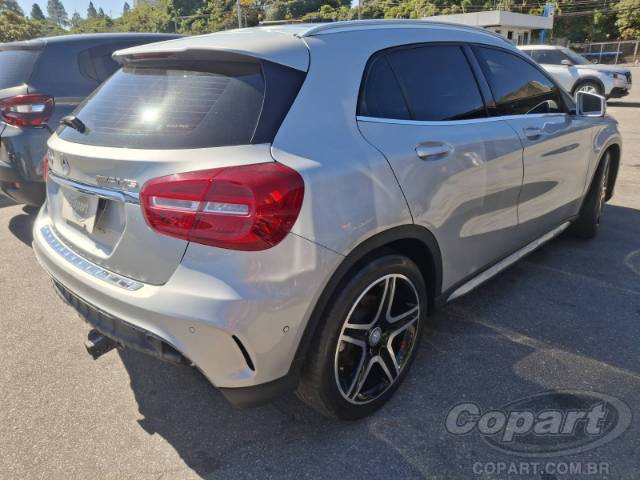 2015 MERCEDES BENZ GLA 