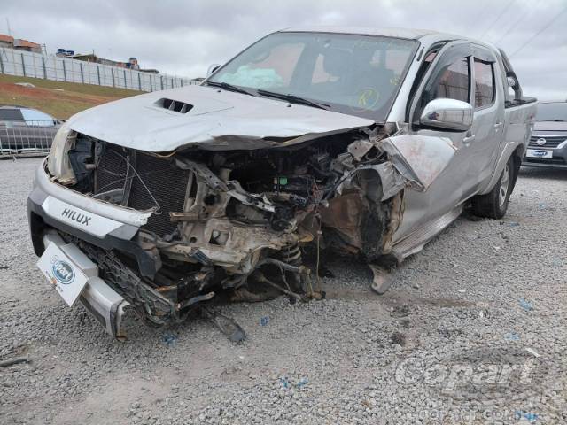 2010 TOYOTA HILUX CD 