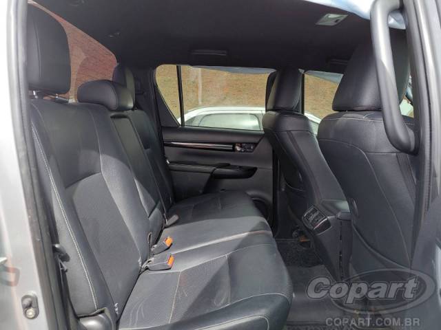 2019 TOYOTA HILUX CD 