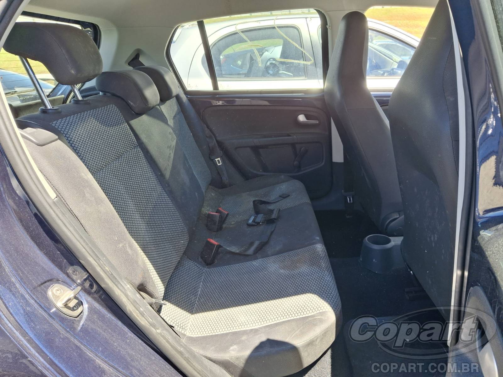 Foto 6 de 10: 2017 VOLKSWAGEN UP