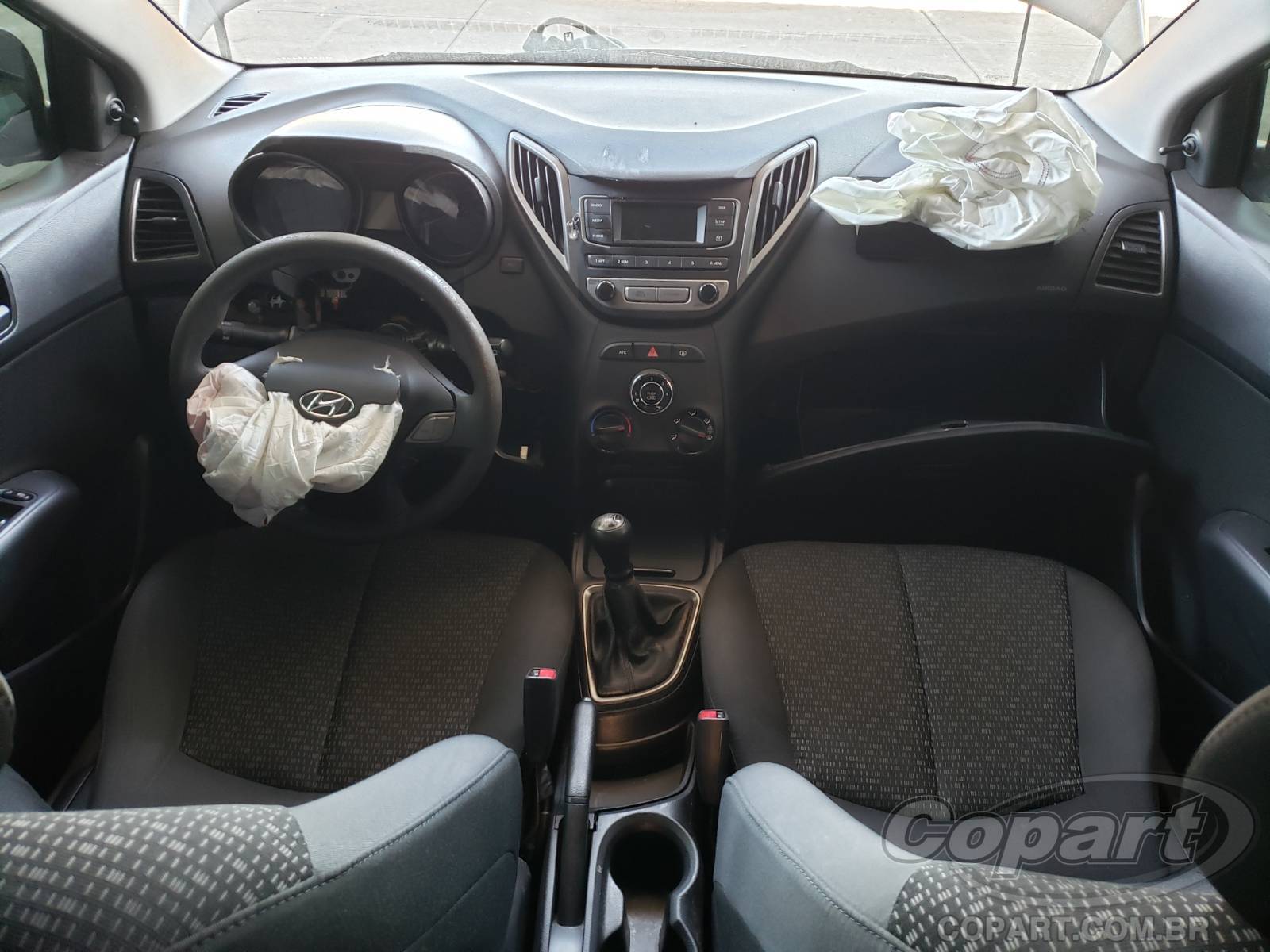 Foto 9 de 12: 2017 HYUNDAI HB20