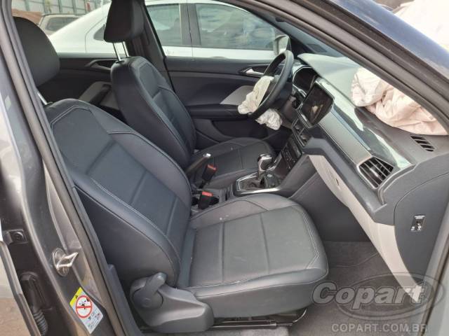 2024 VOLKSWAGEN T-CROSS 