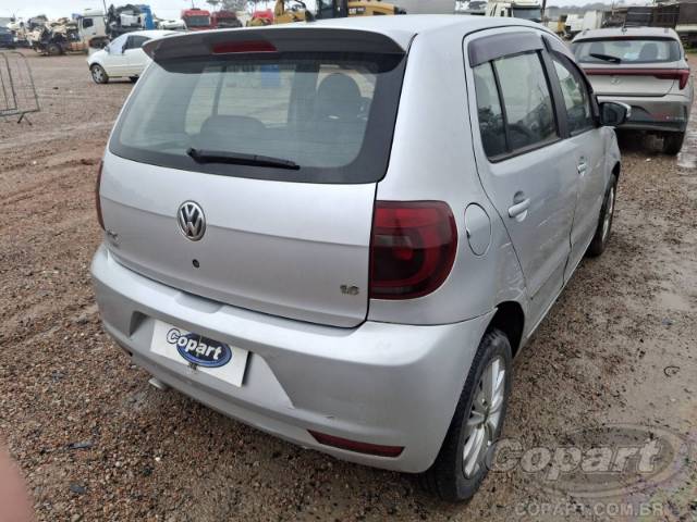 2011 VOLKSWAGEN FOX 