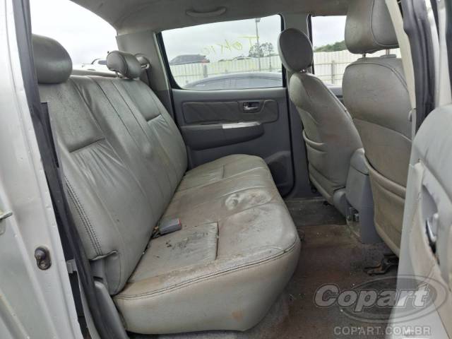2010 TOYOTA HILUX CD 