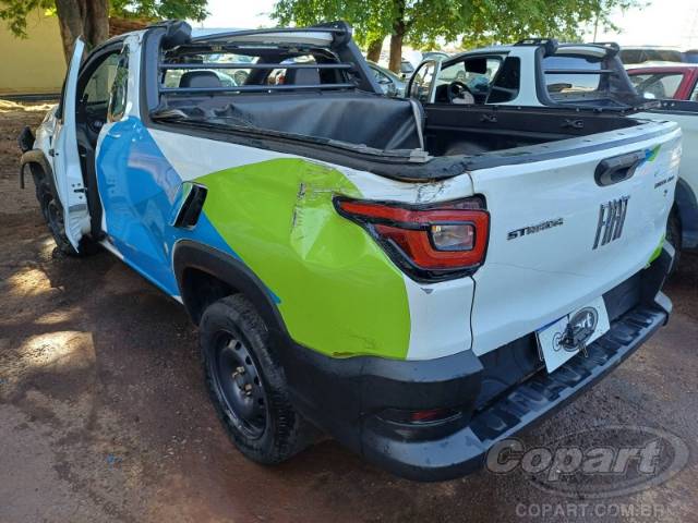 2022 FIAT STRADA 