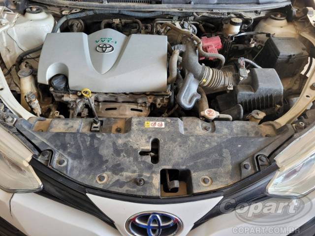 2019 TOYOTA YARIS SEDA 