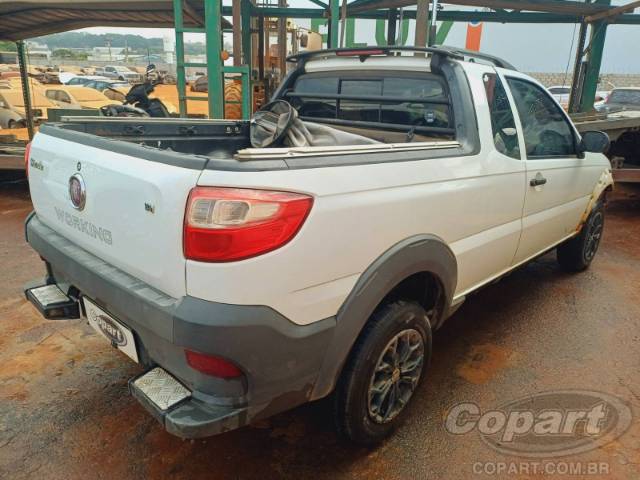 2015 FIAT STRADA CE 