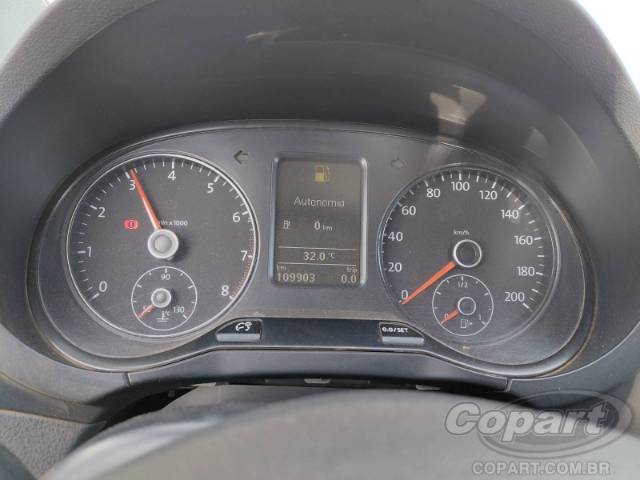 2011 VOLKSWAGEN FOX 