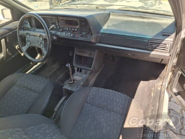 1986 VOLKSWAGEN SANTANA 