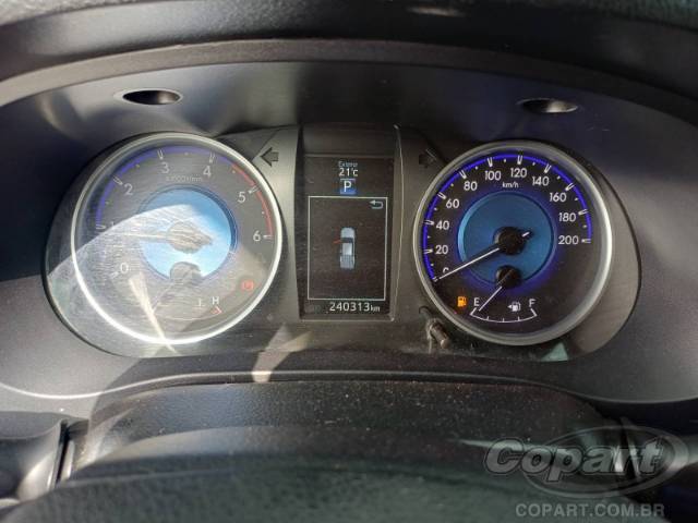 2016 TOYOTA HILUX CD 