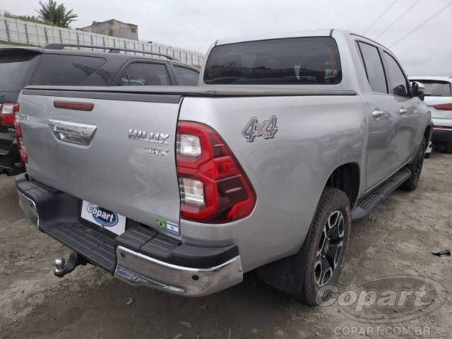 2021 TOYOTA HILUX CD 