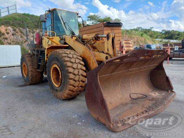 2010 KOMATSU PA CARREGADEIRA 