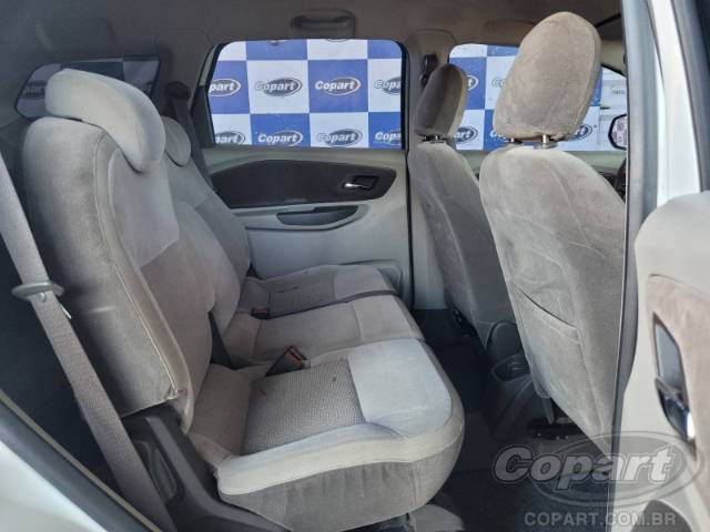 2015 CHEVROLET SPIN 