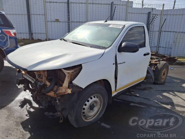 2022 TOYOTA HILUX CS 