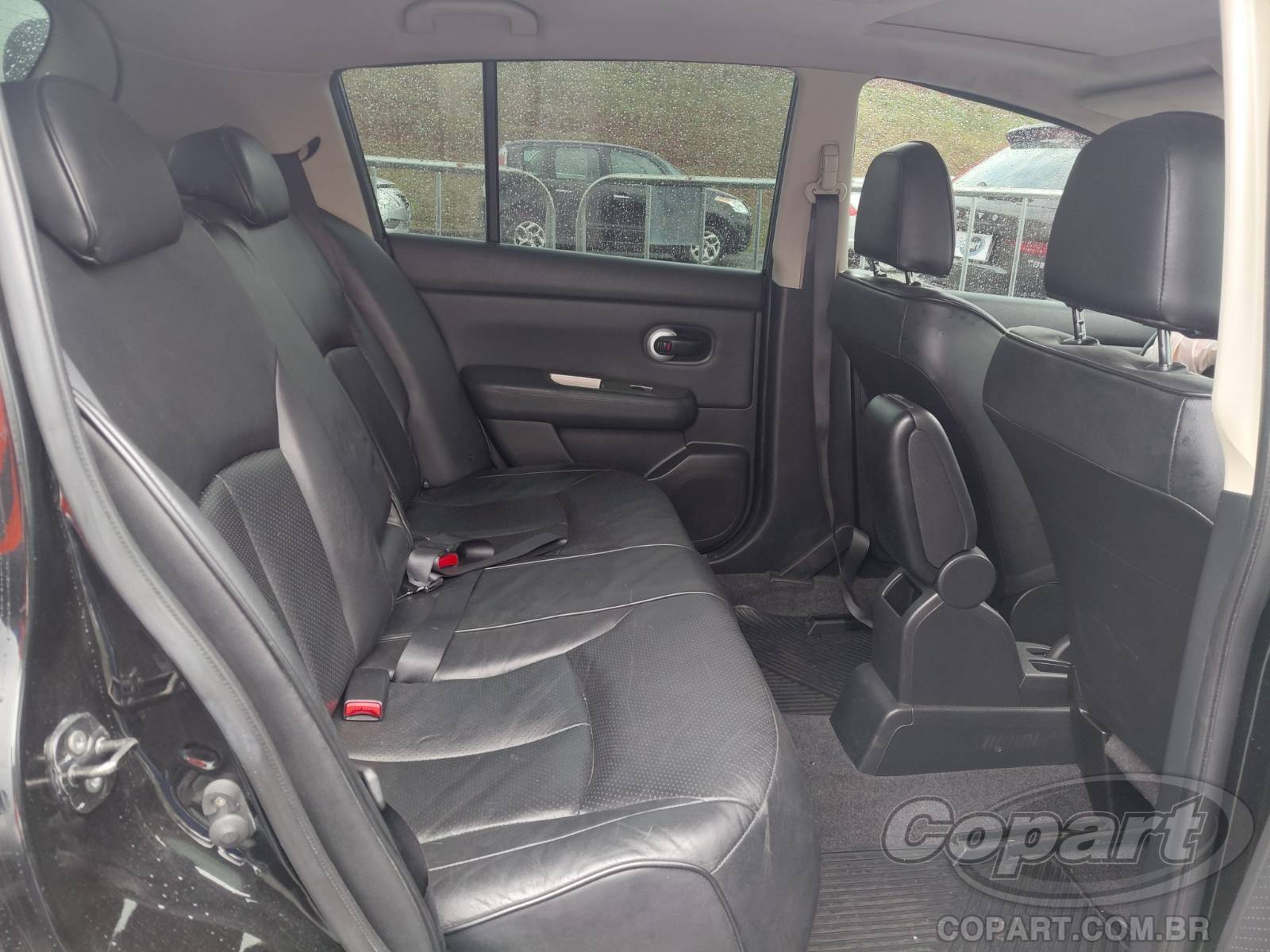 2012 NISSAN TIIDA — foto 6 de 15