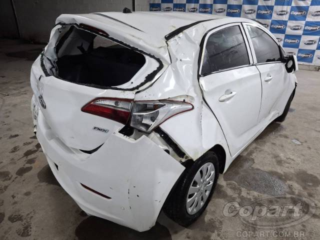 2015 HYUNDAI HB20 