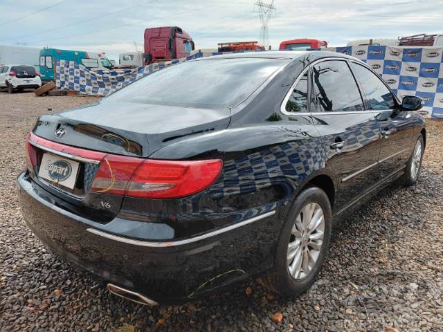 2011 HYUNDAI AZERA 