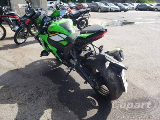 2025 KAWASAKI NINJA ZX-10R 