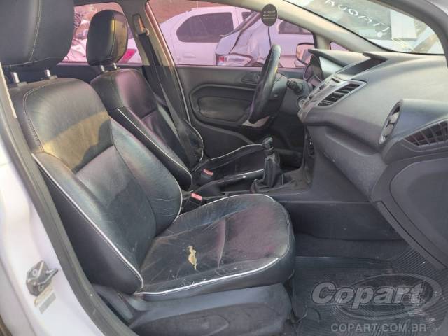 2011 FORD FIESTA SEDAN 