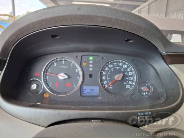 2011 HYUNDAI AZERA 