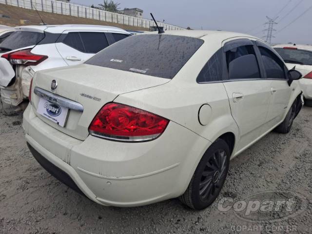 2016 FIAT LINEA 
