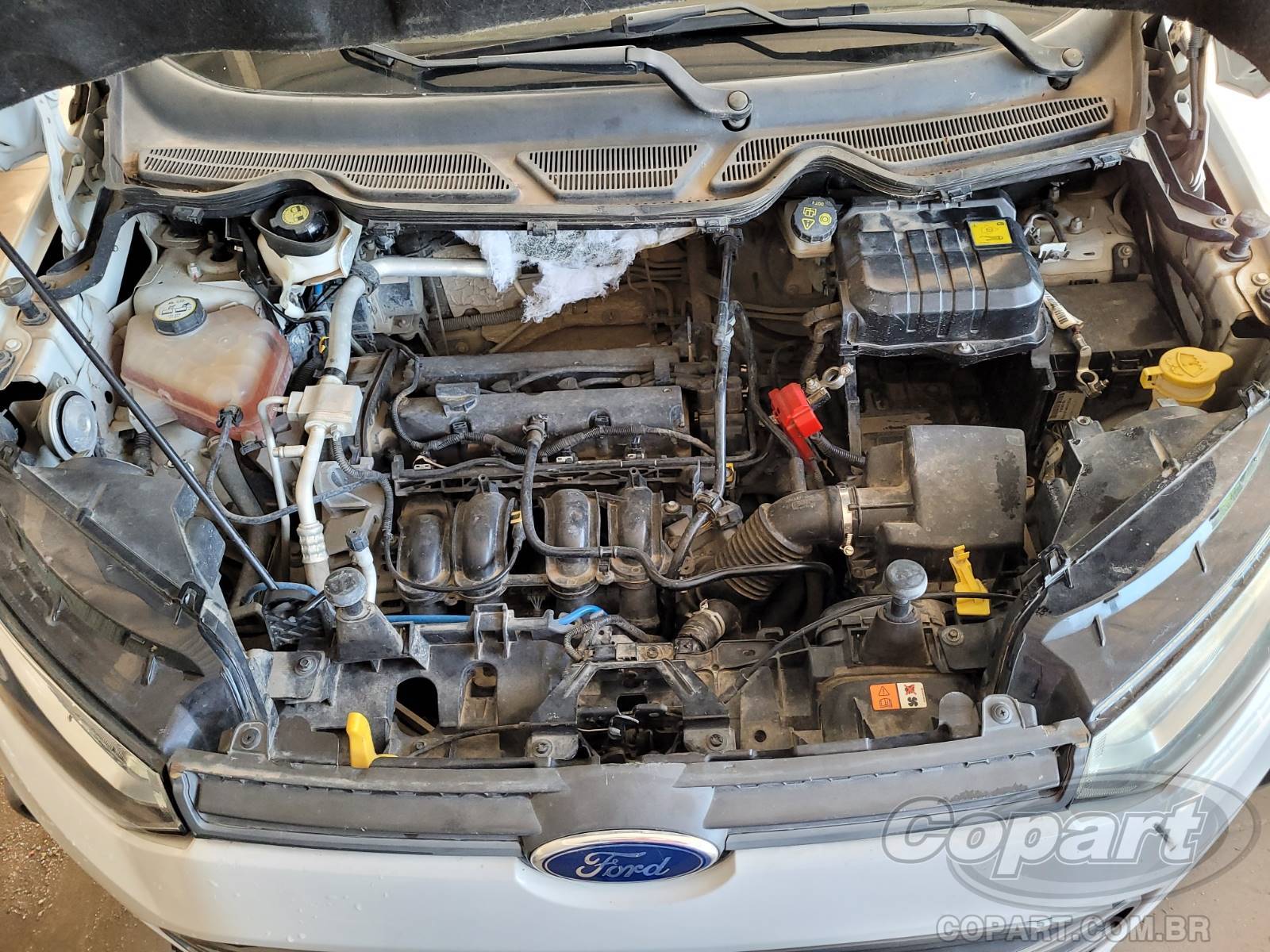 Foto 7 de 10: 2015 FORD ECOSPORT