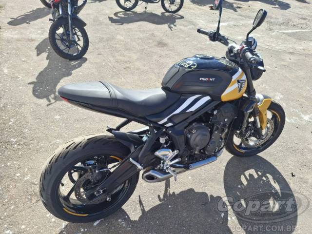 2025 TRIUMPH TRIDENT 