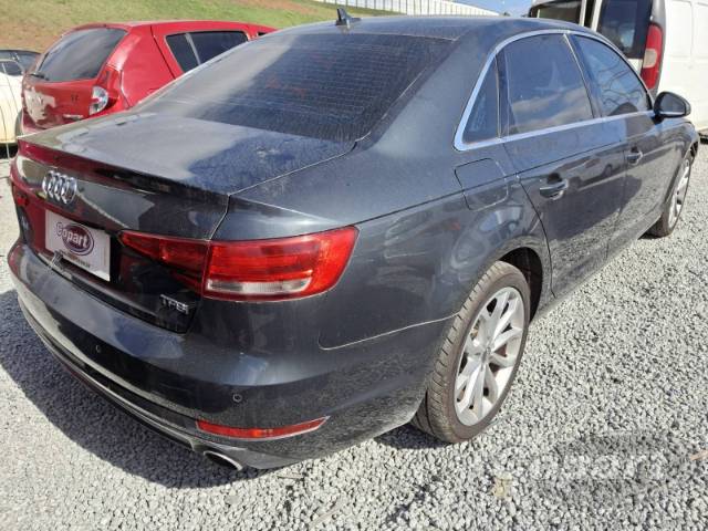 2018 AUDI A4 