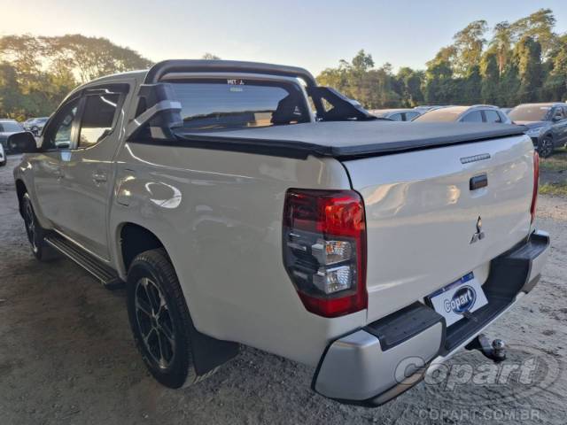 2021 MITSUBISHI L200 TRITON 