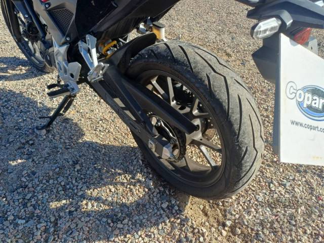 2023 HONDA CB 300F 