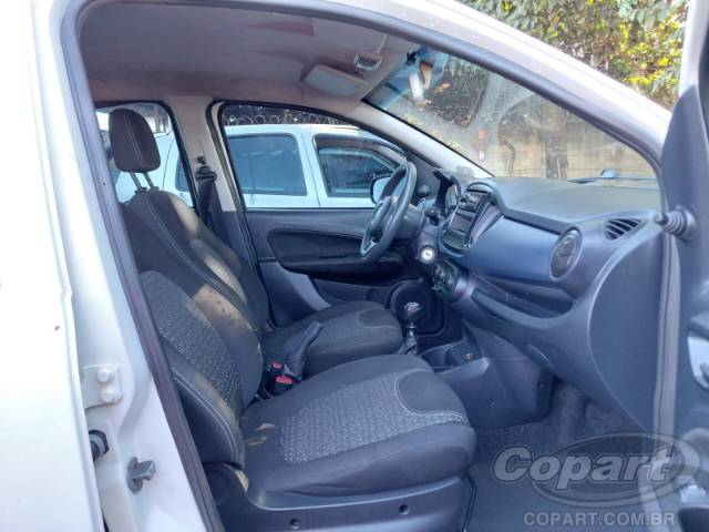 2021 FIAT UNO 