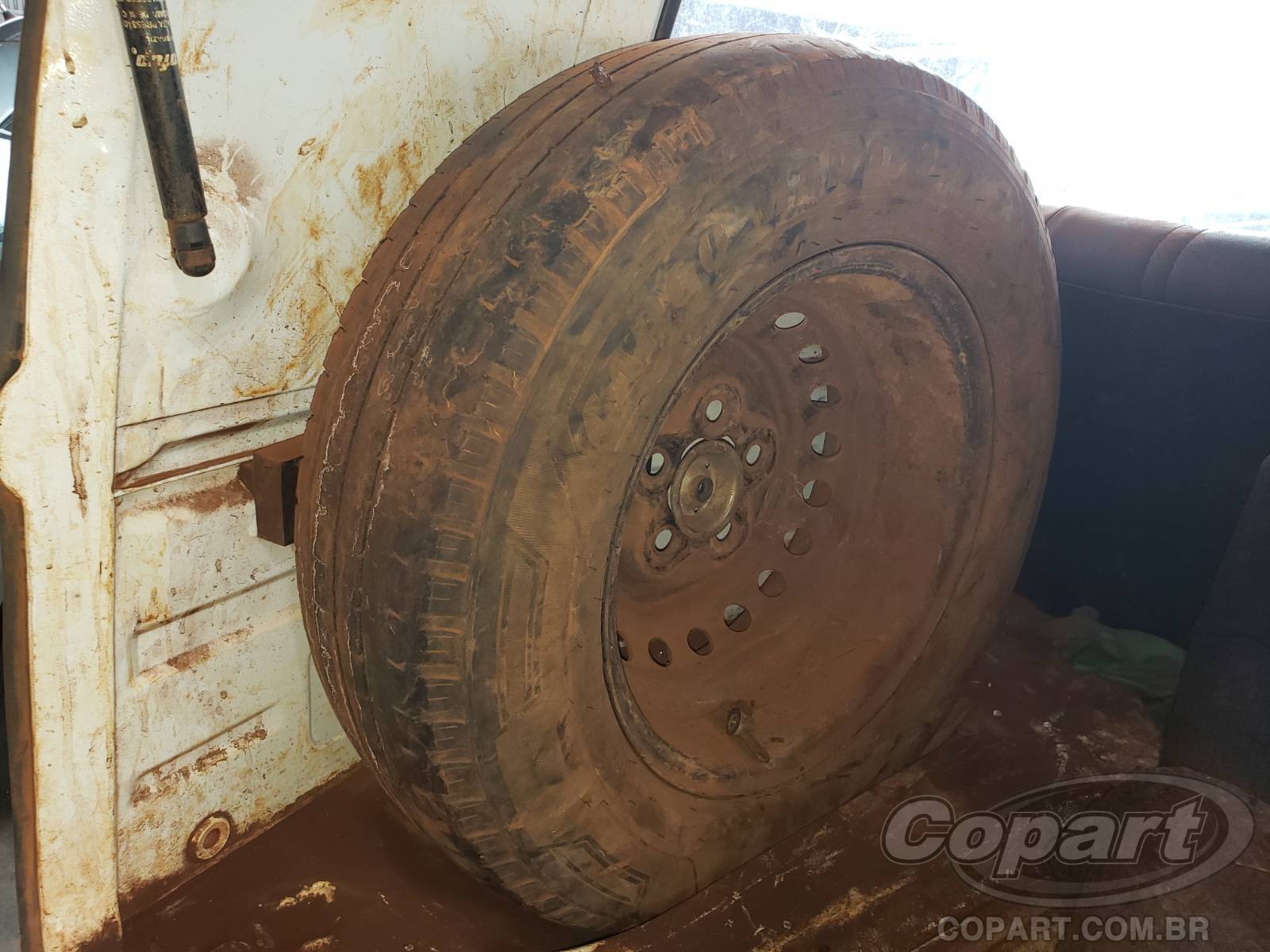 2013 VOLKSWAGEN KOMBI — foto 10 de 11