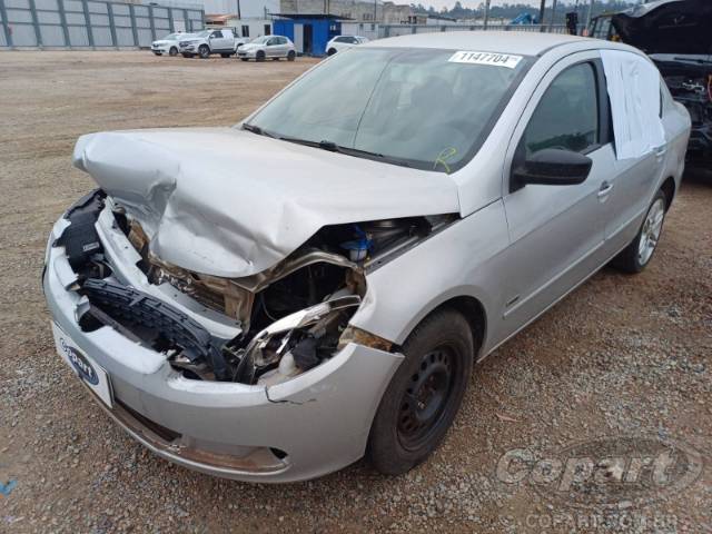 2010 VOLKSWAGEN VOYAGE 