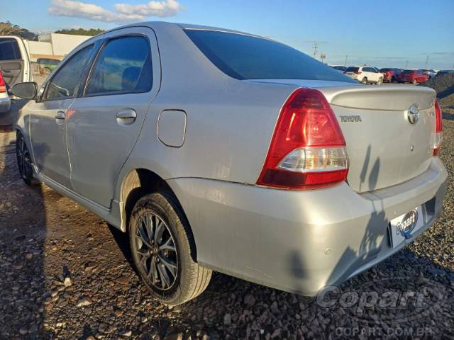 2017 TOYOTA ETIOS SEDA 