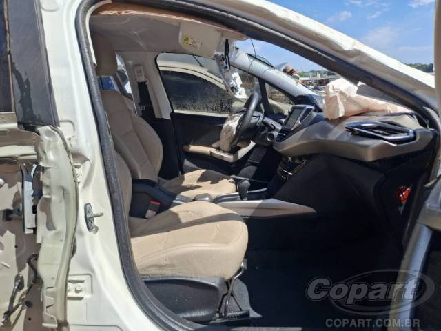 2017 PEUGEOT 2008 