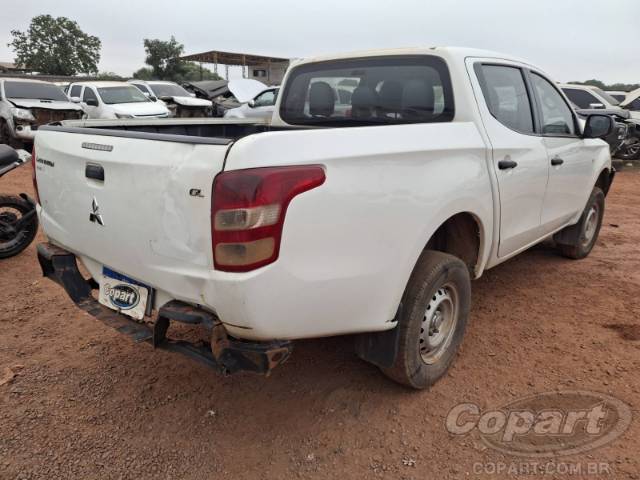 2021 MITSUBISHI L200 TRITON 